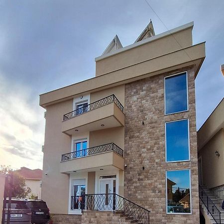 M&N Residence Tivat Luaran gambar