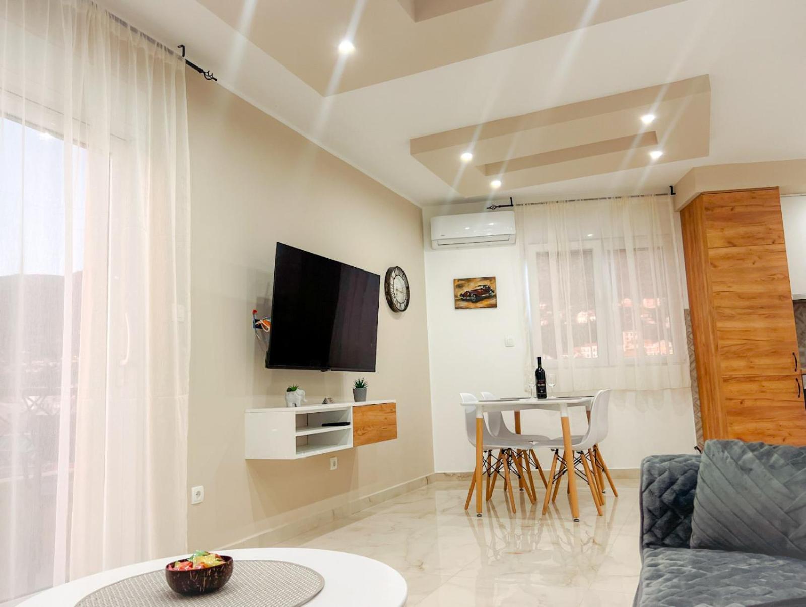M&N Residence Tivat Bilik gambar